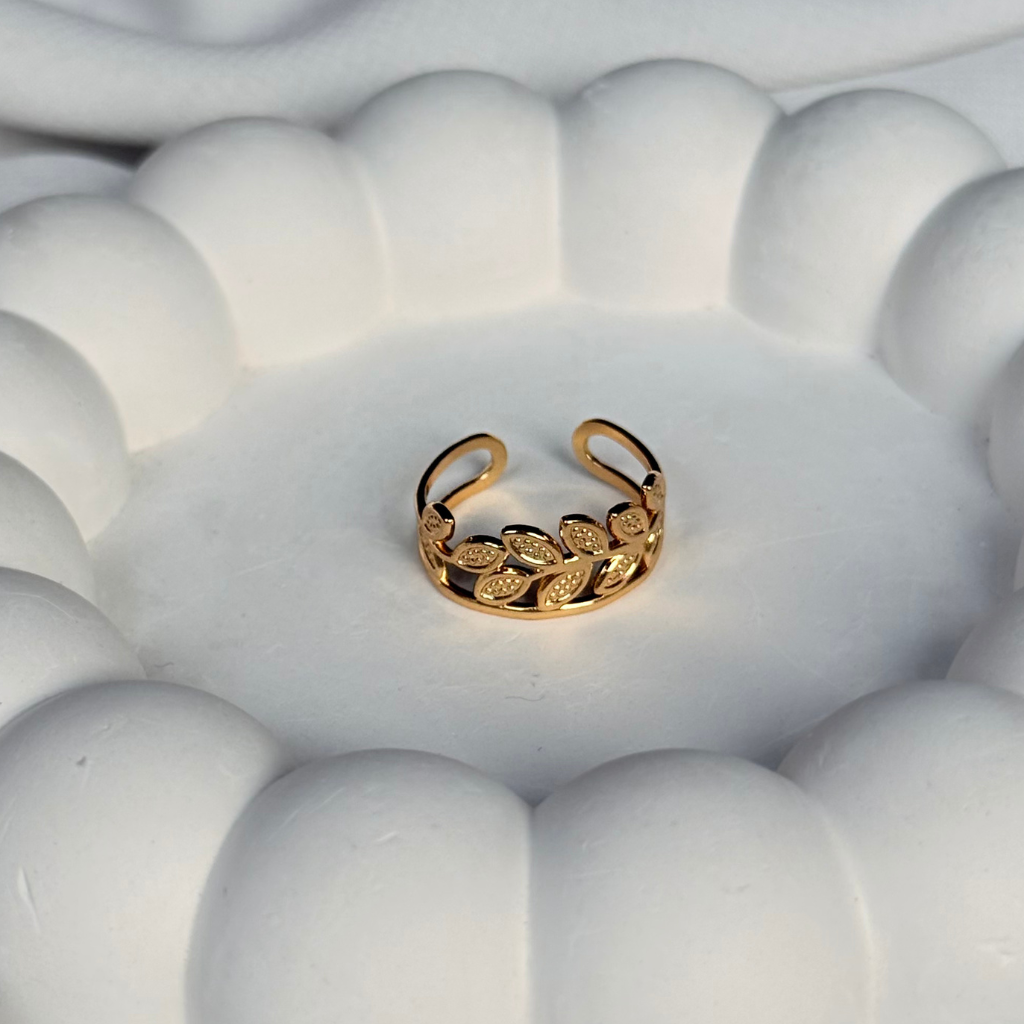 Laurel Leaf Adjustable Ring