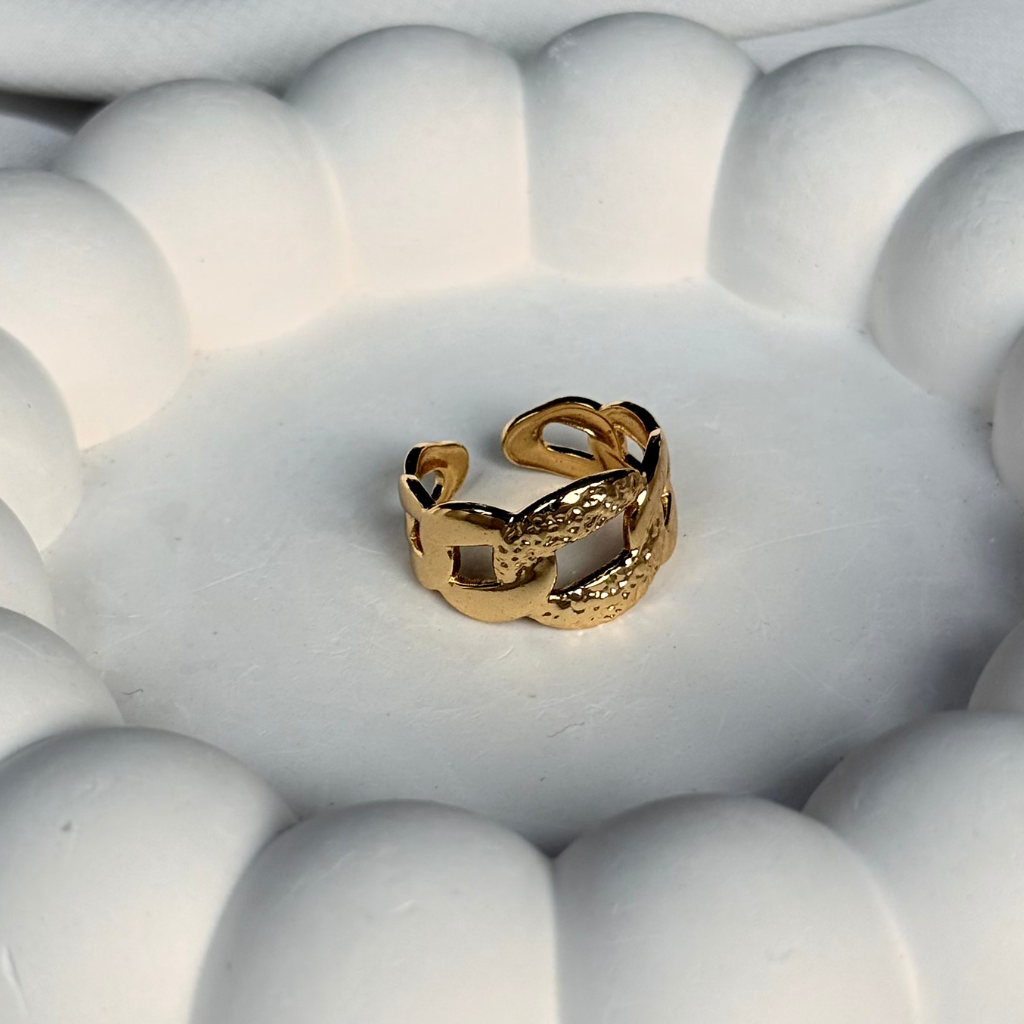 Textured Chain Link Adjustable Ring
