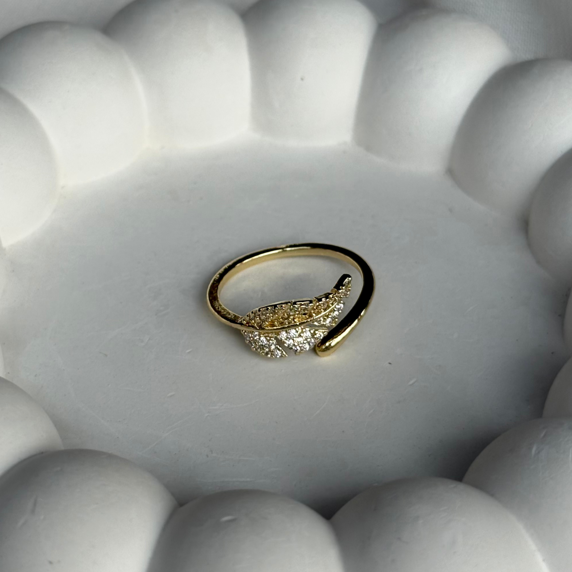 Leaf Sparkle Ring
