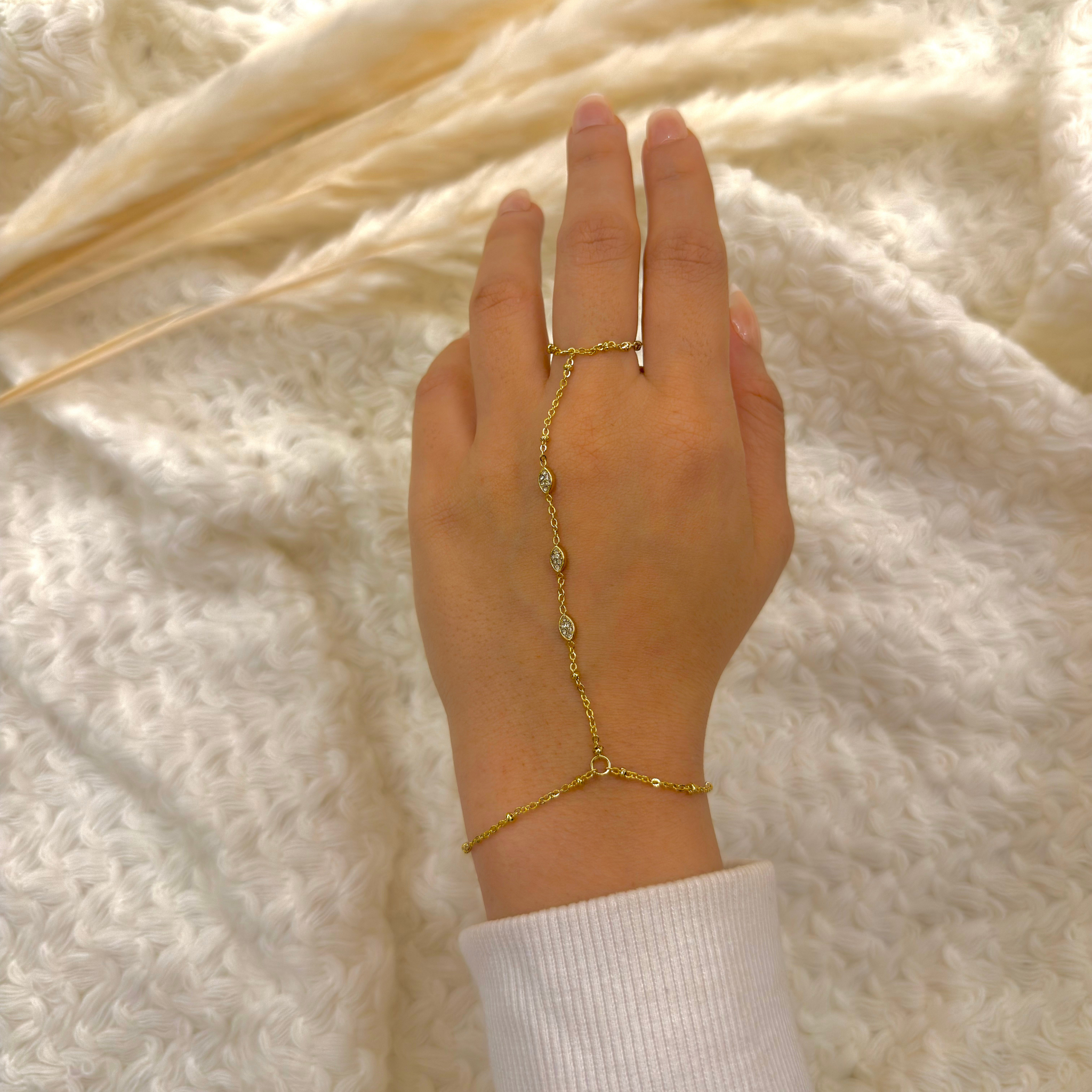 Minimal Leaf Gold Hand Chain