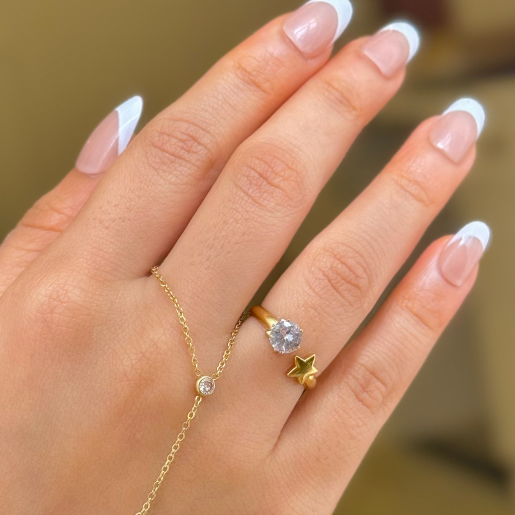 Star Solitaire Gold Ring