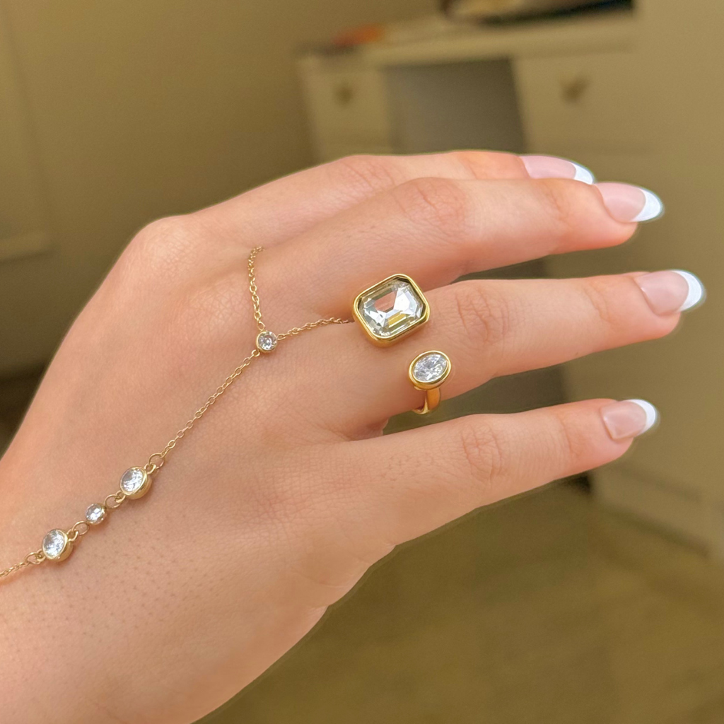 Square Radiance Gold Ring