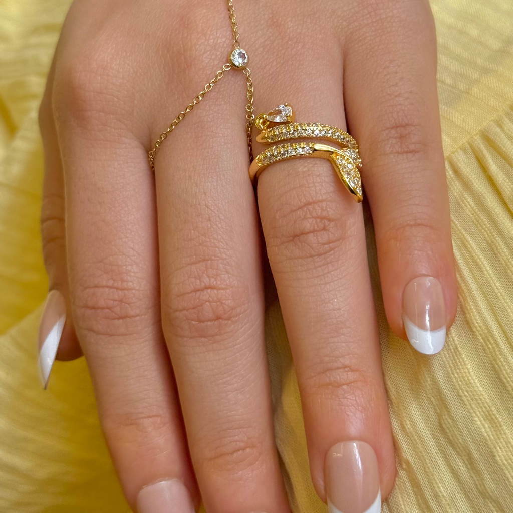 Pave Ribbon Gold Ring