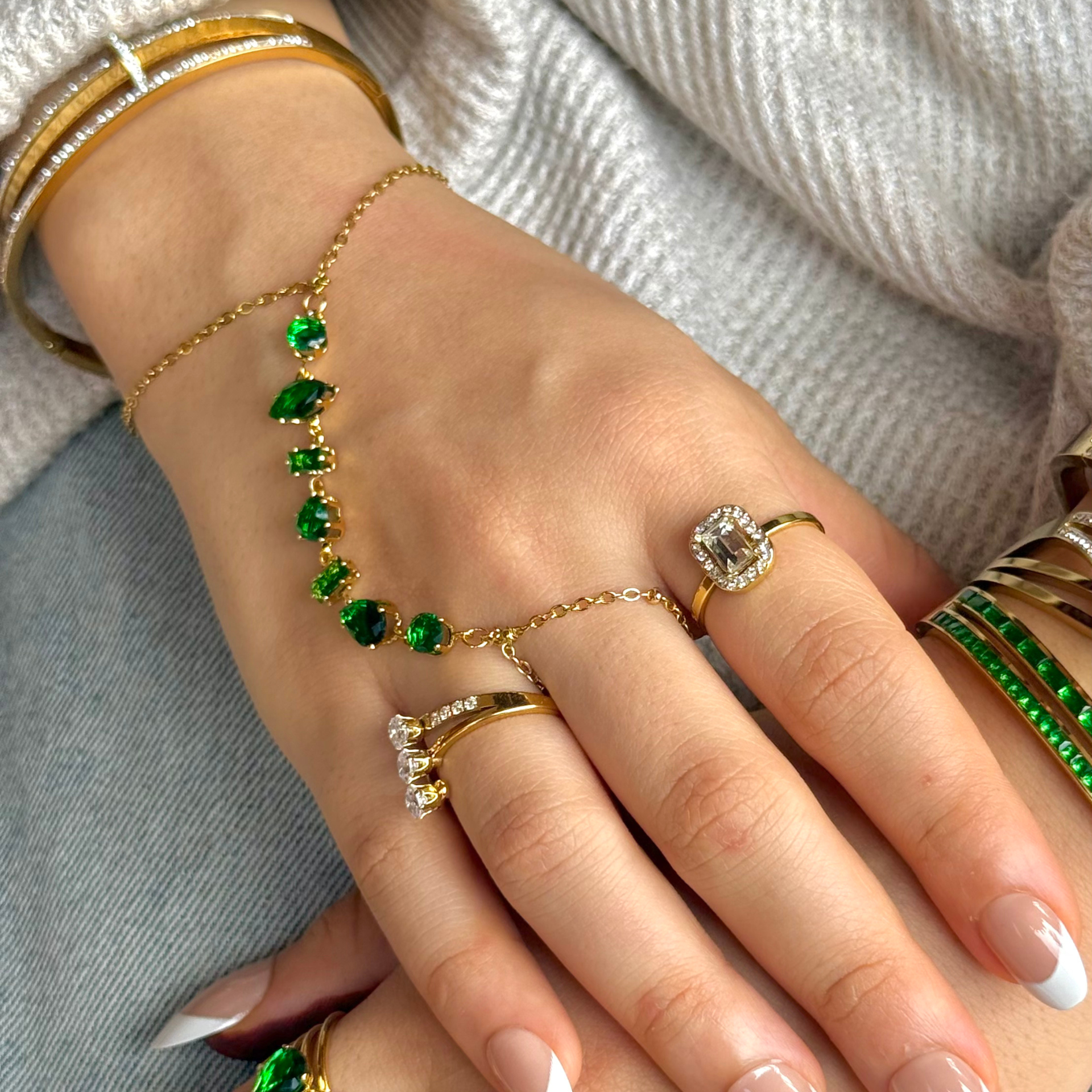Royal Emerald Hand Chain