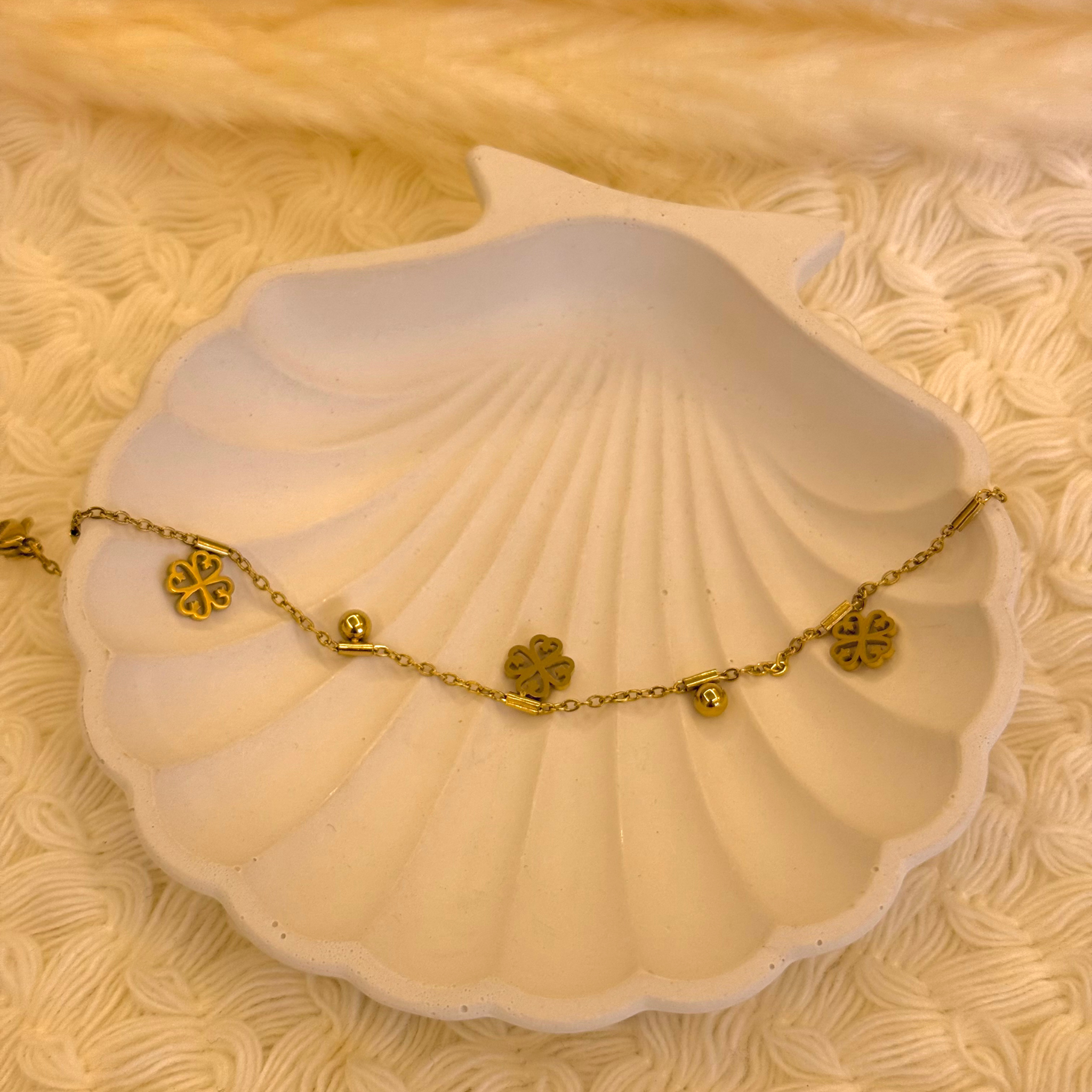 Heart Leaf Gold Bracelet